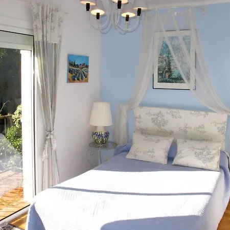 펜션 Saint-peire-sur-mer Sleeps 8 Pool Air Con *