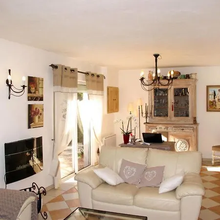Saint-peire-sur-mer Sleeps 8 Pool Air Con Сasa de vacaciones